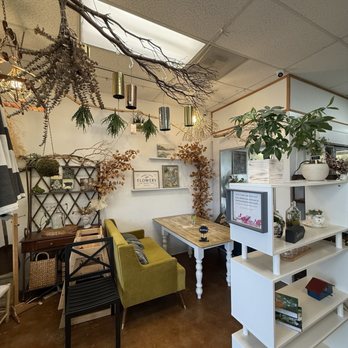 Classics Cafe & Flower Shop - Florists Near Me - Cypress, California