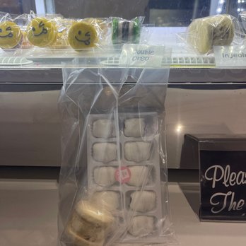 Sweet Box - Dragon beard candy and injeolme macaron - Candy Stores Near Me - Buena Park, California Sweet Box - Dragon beard candy and injeolme macaron - Candy Stores Near Me - Buena Park, California