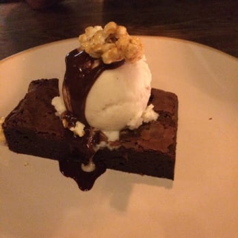 Jamie's Italian - Glasgow - Brownie with vanilla ice cream and caramelised popcorn - Italian Near Me - Glasgow, GLG