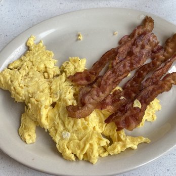 Main Street Diner - Diners Near Me - Plainville, Connecticut Main Street Diner - Diners Near Me - Plainville, Connecticut