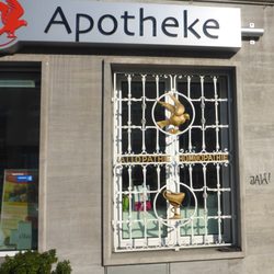 Falken-Apotheke