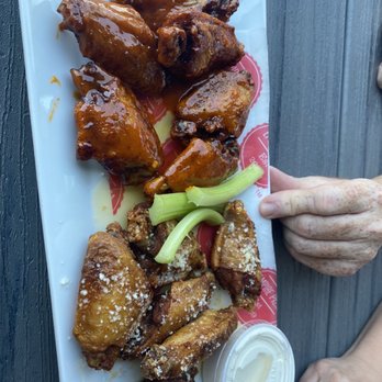 Empire Pizza Bar Mint Hill - Hot wings and garlic Parmesan wings - Pizza Near Me - Mint Hill, North Carolina Empire Pizza Bar Mint Hill - Hot wings and garlic Parmesan wings - Pizza Near Me - Mint Hill, North Carolina