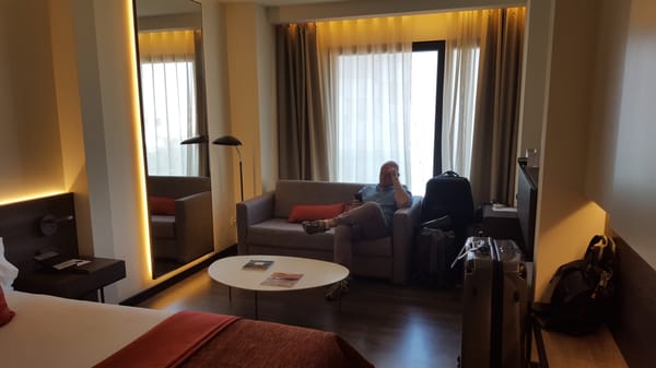 Olivia Balmes Hotel Trabajo by null