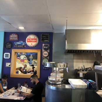 Digger's Diner - Concord - Inside - Breakfast & Brunch Near Me - Concord, California
