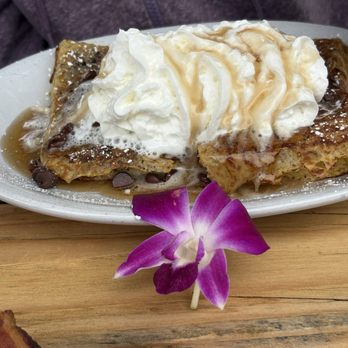 Mama Kats - Cinnamon french toast - Breakfast & Brunch Near Me - San Marcos, California Mama Kats - Cinnamon french toast - Breakfast & Brunch Near Me - San Marcos, California
