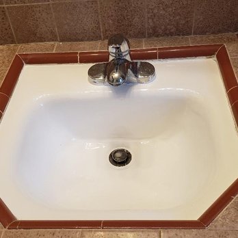 Golden State Refinishing - Bath room sink after being re-glazed. - Refinishing Services Near Me Golden State Refinishing - Bath room sink after being re-glazed. - Refinishing Services Near Me
