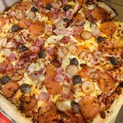 Four Star Pizza - Meat central