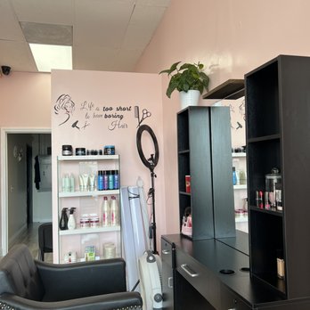 Oaks Beauty Studio - Beauty products - Blow Dry/Out Services Near Me - Sherman oaks , California Oaks Beauty Studio - Beauty products - Blow Dry/Out Services Near Me - Sherman oaks , California