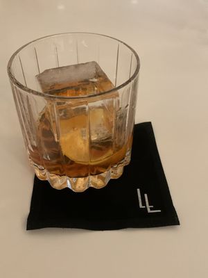 THE LOBBY LOUNGE & RAWBAR by null