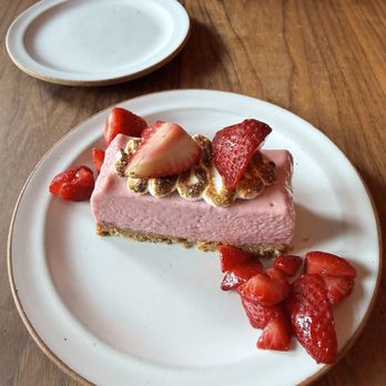 Esme - Strawberry mascarpone bar - French Near Me - San Francisco, California Esme - Strawberry mascarpone bar - French Near Me - San Francisco, California