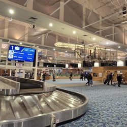 Springfield-Branson National Airport - SGF - Baggage claim