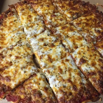 Mug n Bun - Pepperoni & Sausage Pizza - Hot Dogs Near Me - Speedway, Indiana Mug n Bun - Pepperoni & Sausage Pizza - Hot Dogs Near Me - Speedway, Indiana