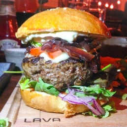 Customized Cheeseburger
- mehr Burger Reviews auf Facebook: BerlinBuns - Customized Cheeseburger
- mehr Burger Reviews auf Facebook: BerlinBuns -