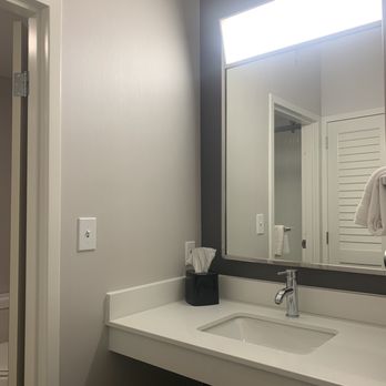 Courtyard by Marriott Silver Spring North/White Oak - Sink area - Hotels Near Me - Silver Spring, Maryland Courtyard by Marriott Silver Spring North/White Oak - Sink area - Hotels Near Me - Silver Spring, Maryland