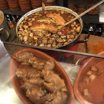 Los Caracoles - Snails - Spanish Near Me - Madrid, M