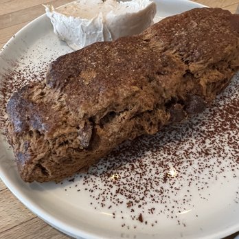 Bruce & Son - Chocolate poppy scone - American Near Me - Greenport, New York