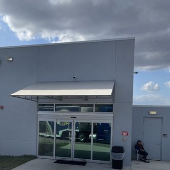 Miccosukee Service Plaza - Truckers entrance - Gas Stations Near Me - Davie, Florida