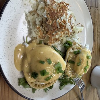 Grapevine Cafe - Crab cakes Benedict - Breakfast & Brunch Near Me - South Padre Island, Texas Grapevine Cafe - Crab cakes Benedict - Breakfast & Brunch Near Me - South Padre Island, Texas
