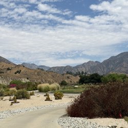 Angeles National Golf Club