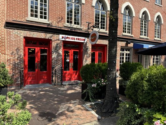Pop's Old Fashion Ice Cream Co by null