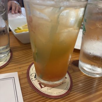 Basnight's Lone Cedar Cafe - Seafood Near Me - Nags Head, North Carolina