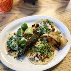 Tortilleria Las 5 Americas - 3 Tacos - Solid but not amazing. Favorite was pastor, then asada, followed by chicken. Would go back if in the area.