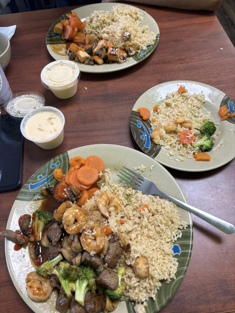 Food from Osaka Grill