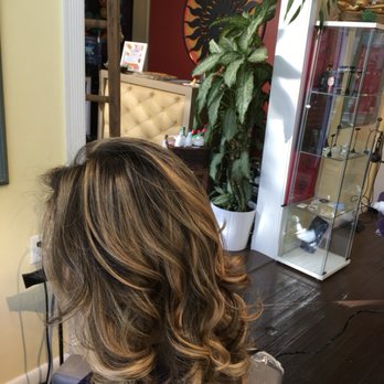 Salon Solis - Balayage - Hair Salons Near Me - Sea Cliff, New York