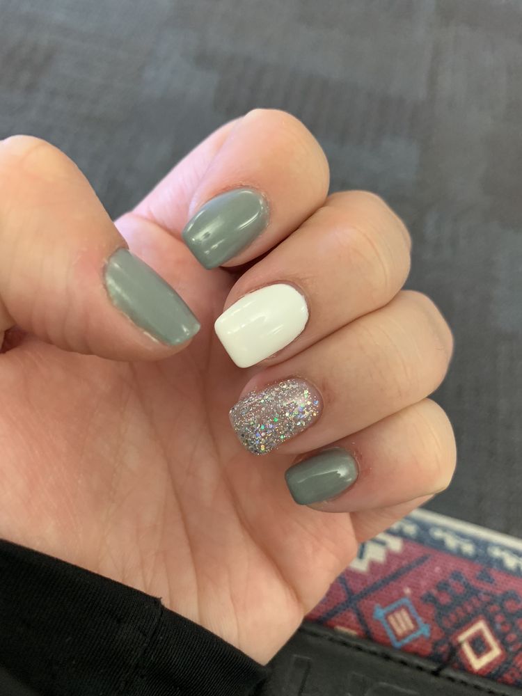 PETRELA SPA & NAILS 14 Reviews Nail Salons 1577 Atwood Ave
