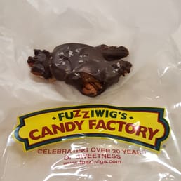 Dark chocolate pecan turtle with sea salt Dark chocolate pecan turtle with sea salt