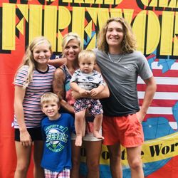 Shirley's Discount Fireworks