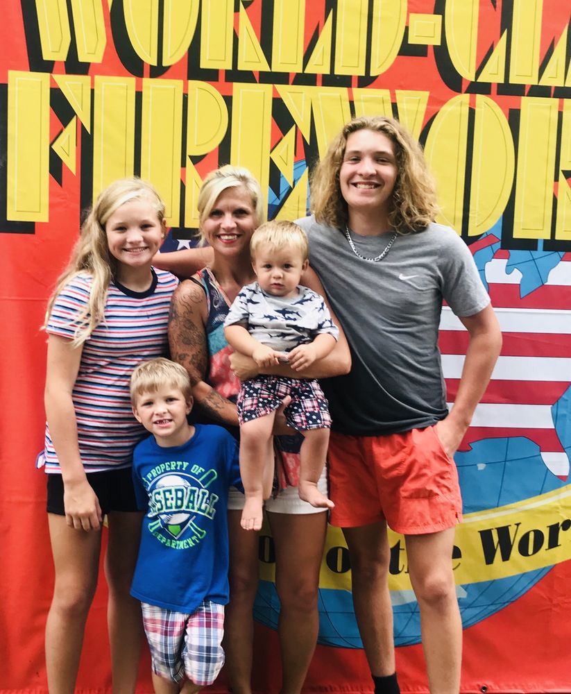 SHIRLEY’S DISCOUNT FIREWORKS Fireworks 99 Leanne Dr, Phenix City