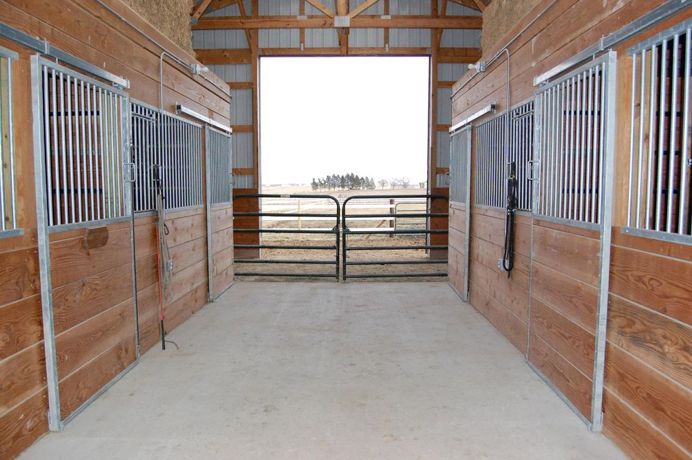 Sunrise Boarding Stable - equestrian in Peru, IL