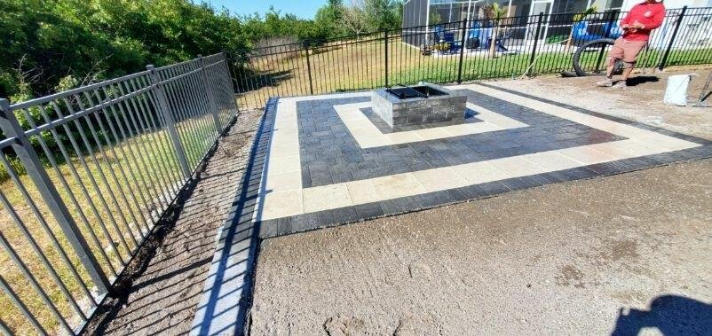 Slide of LG Contractors