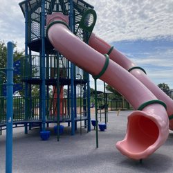 Bay Park - Tall slide