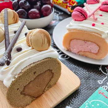 T&T Supermarket - earl grey and strawberry cream cake rolls - International Grocery Near Me - Surrey, British Columbia T&T Supermarket - earl grey and strawberry cream cake rolls - International Grocery Near Me - Surrey, British Columbia