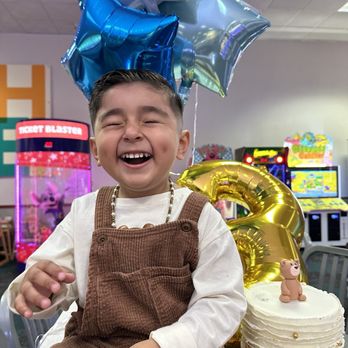 Chuck E. Cheese - Pizza Near Me - Garden Grove, California Chuck E. Cheese - Pizza Near Me - Garden Grove, California