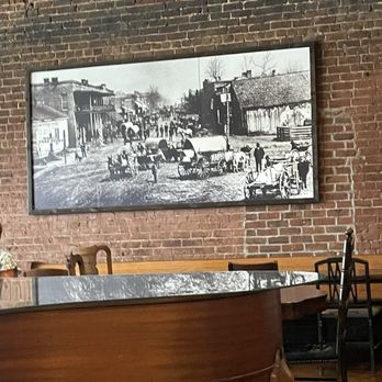 Hubbard's Off Main - Southern Near Me - Oxford, Alabama