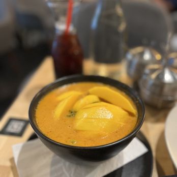 Hiso - Mango curry with chicken - Laotian Near Me - Sacramento, California