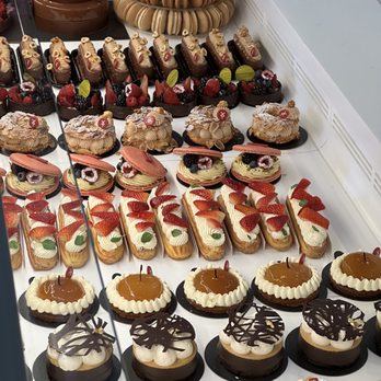 Moulin - Desserts - Bakeries Near Me - Newport Beach, California