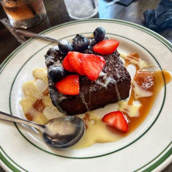 Taste Kitchen + Bar - Bread Pudding - Breakfast & Brunch Near Me - Houston, Texas