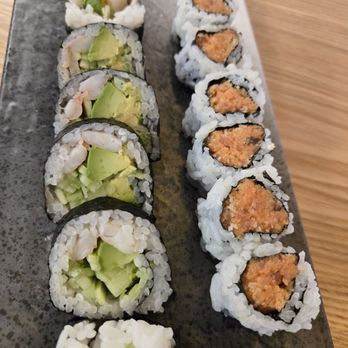 Maru 67 - Boston roll and spicy tuna roll - Conveyor Belt Sushi Near Me - Oxford, Connecticut