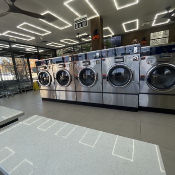 Laundry King - Laundromat Near Me - Los Angeles, California