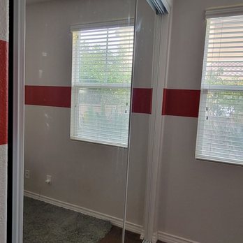 Casanova Services - New closet door added. (Ivy) - Handyman Near Me Casanova Services - New closet door added. (Ivy) - Handyman Near Me