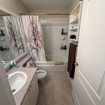 Mountain Top Renovations - Before - General Contractors Near Me - Abbotsford, British Columbia Mountain Top Renovations - Before - General Contractors Near Me - Abbotsford, British Columbia