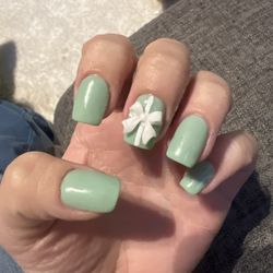 Donatella Nail Lounge - Decent nails but NOT worth $70