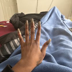 Top Nails