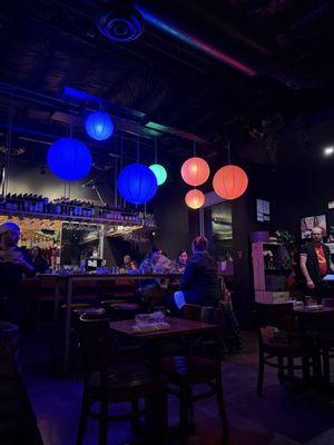 Glo Noodle House by null