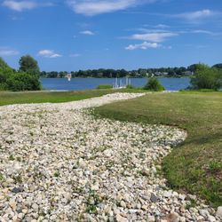 Batterson Park Pond