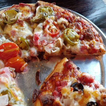 Mad Moose Pizza - Awesome tasting pizza. Fresh and yummy!!! - Pizza Near Me - Saint Anthony, Idaho